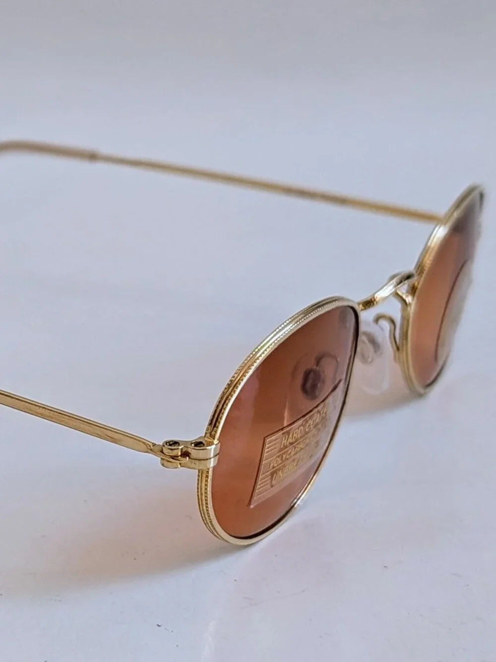 NWT Vintage 90's Classic Oval Metal Sport Sunglasses (Gold)